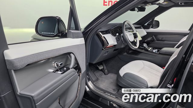 Land Rover Range Rover Sport P550E Dynamic HSE