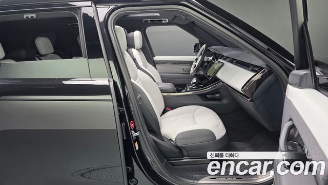 Land Rover Range Rover Sport P550E Dynamic HSE