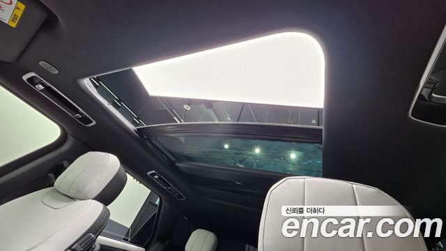 Land Rover Range Rover Sport P550E Dynamic HSE