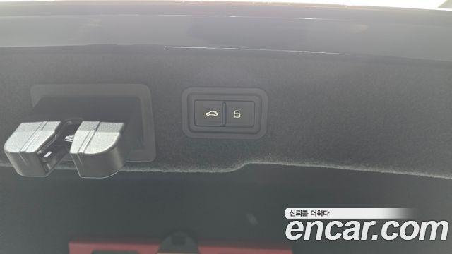 Audi A8 55 TFSI Quattro LWB