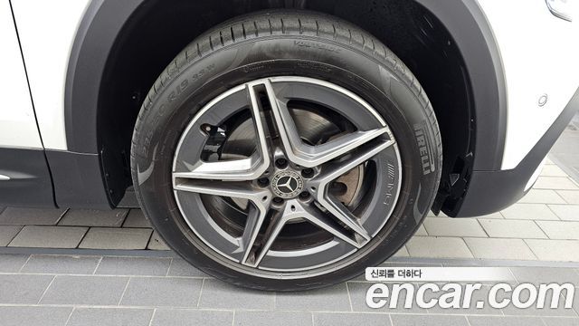 Mercedes-Benz GLB-Class GLB250 4MATIC