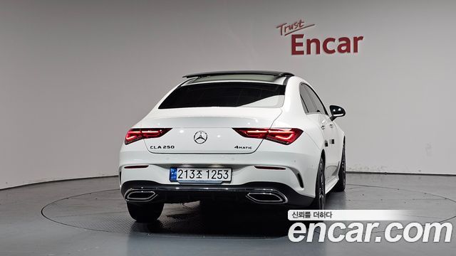 Mercedes-Benz CLA-Class CLA250 4MATIC