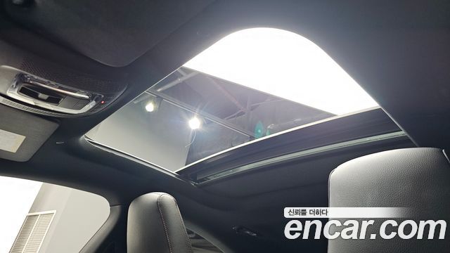 Mercedes-Benz CLA-Class CLA250 4MATIC