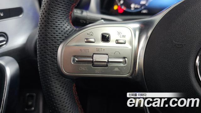 Mercedes-Benz CLA-Class CLA250 4MATIC