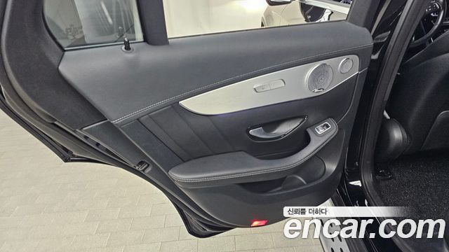 Mercedes-Benz GLC-Class GLC300 4MATIC AMG Line Coupe