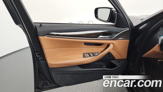 BMW 5-Series 520i M Sport