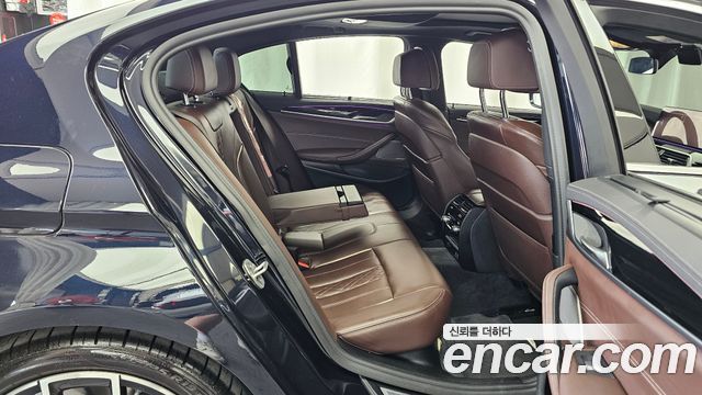 BMW 5-Series 530i M Sport Package