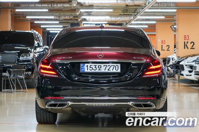 Mercedes-Benz S-Class Maybach S600