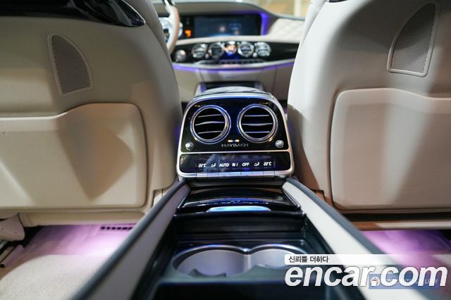 Mercedes-Benz S-Class Maybach S600