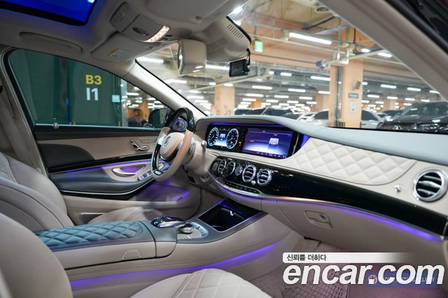 Mercedes-Benz S-Class Maybach S600