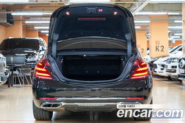 Mercedes-Benz S-Class Maybach S600