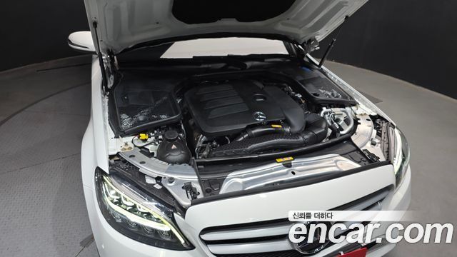 Mercedes-Benz C-Class C200
