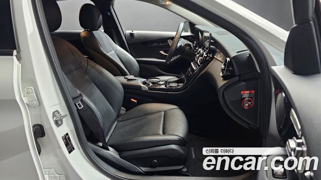 Mercedes-Benz C-Class C200