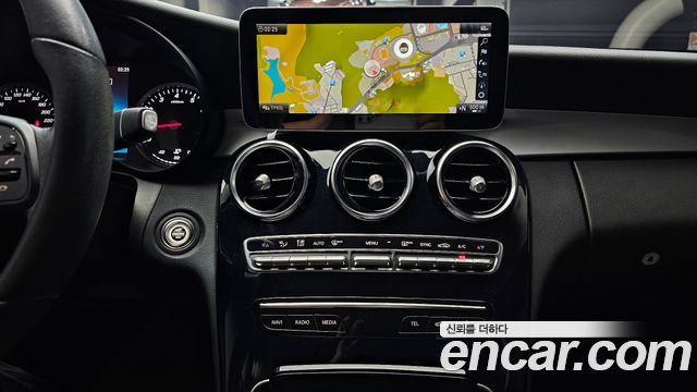 Mercedes-Benz C-Class C200