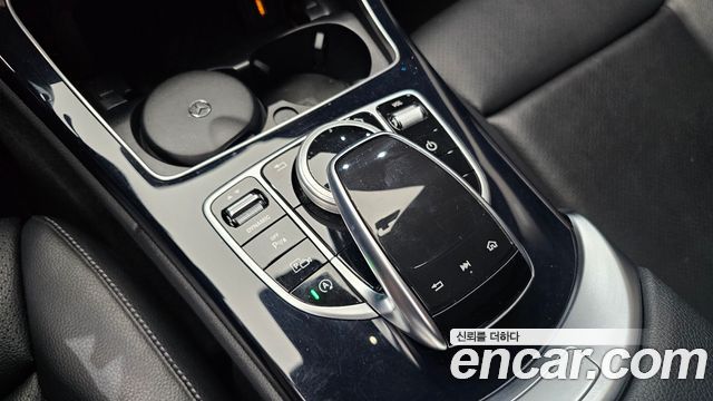 Mercedes-Benz C-Class C200