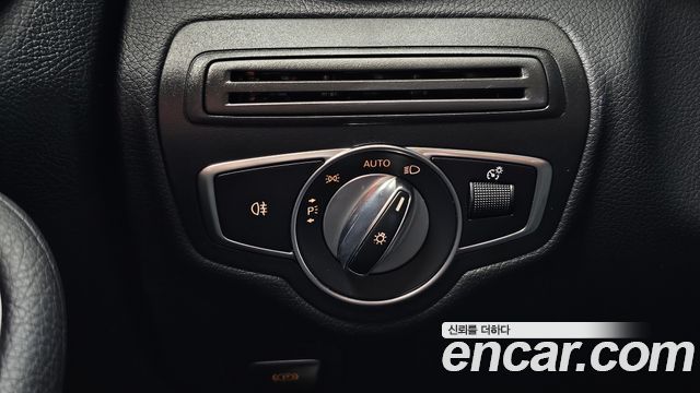 Mercedes-Benz C-Class C200