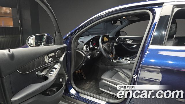 Mercedes-Benz GLC-Class GCL300 4MATIC Coupe