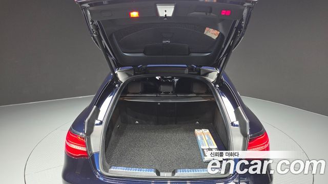 Mercedes-Benz GLC-Class GCL300 4MATIC Coupe