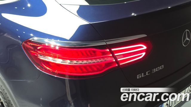 Mercedes-Benz GLC-Class GCL300 4MATIC Coupe