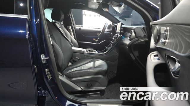 Mercedes-Benz GLC-Class GCL300 4MATIC Coupe