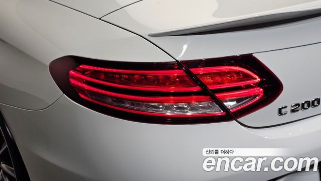 Mercedes-Benz C-Class C200 Cabriolet