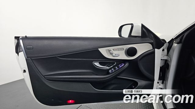 Mercedes-Benz C-Class C200 Cabriolet