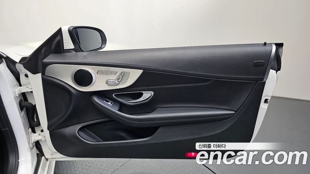 Mercedes-Benz C-Class C200 Cabriolet