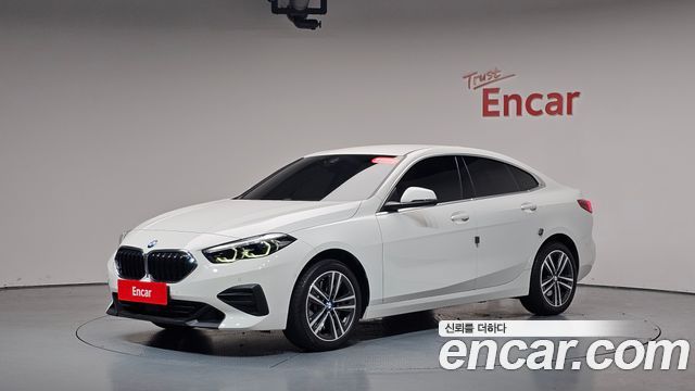 BMW 2-Series 220i Advantage