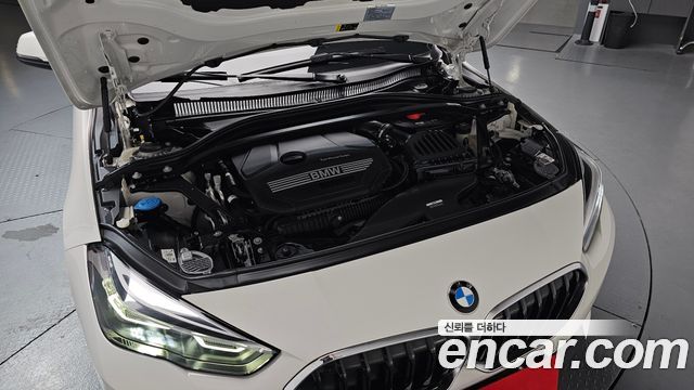 BMW 2-Series 220i Advantage
