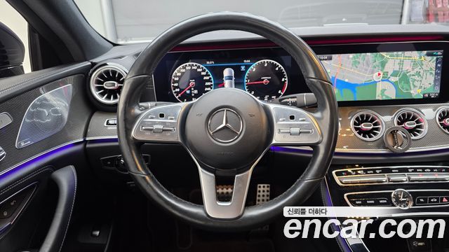 Mercedes-Benz CLS-Class CLS300d AMG Line