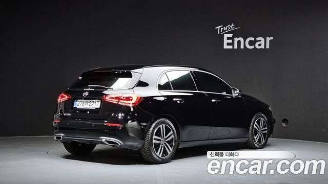 Mercedes-Benz A-Class A220 Hatchback