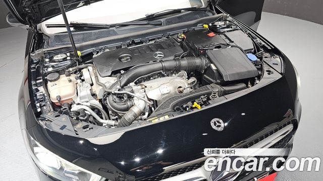 Mercedes-Benz A-Class A220 Hatchback