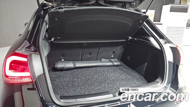 Mercedes-Benz A-Class A220 Hatchback