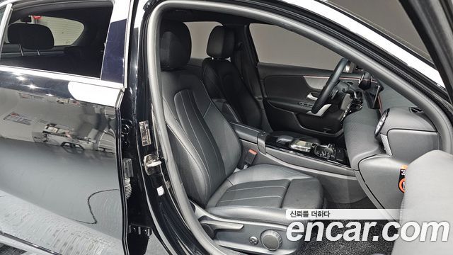 Mercedes-Benz A-Class A220 Hatchback
