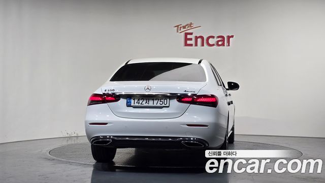 Mercedes-Benz E-Class E350 4MATIC Avantgarde