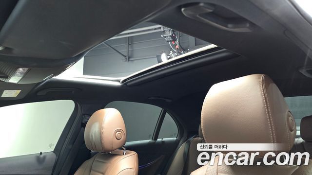 Mercedes-Benz E-Class E350 4MATIC Avantgarde