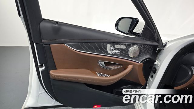 Mercedes-Benz E-Class E350 4MATIC Avantgarde