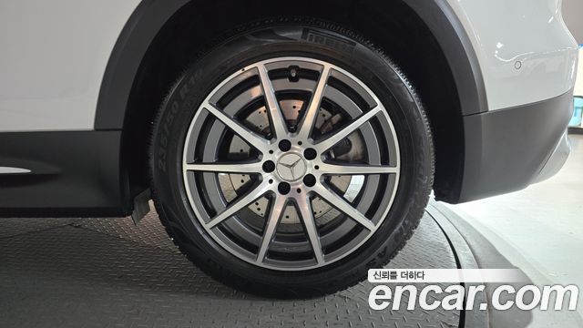 Mercedes-Benz GLB-Class AMG GLB35 4MATIC