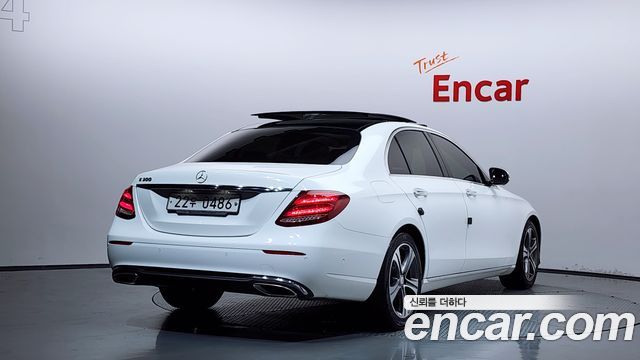 Mercedes-Benz E-Class E300 Avantgarde