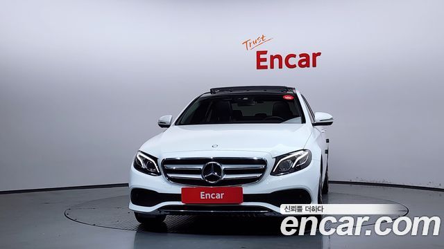 Mercedes-Benz E-Class E300 Avantgarde
