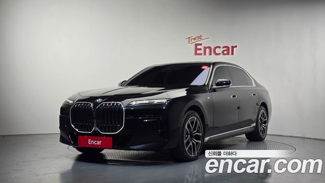 BMW 7-Series 740i xDrive M Sport