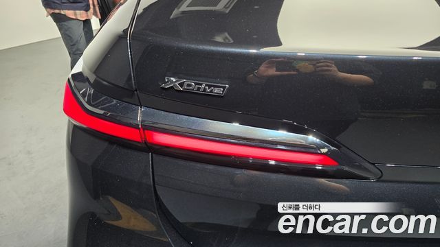 BMW 7-Series 740i xDrive M Sport