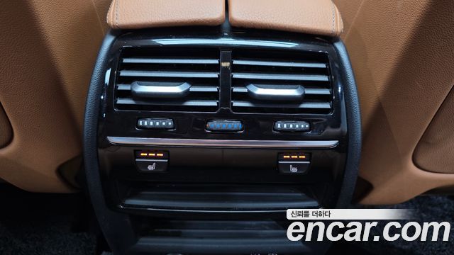BMW 5-Series 520i Luxury