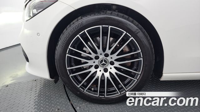 Mercedes-Benz C-Class C300 4MATIC Avantgarde