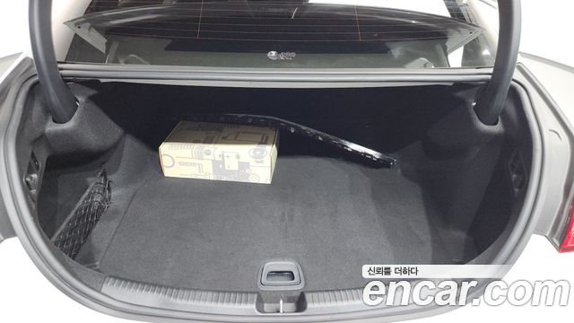 Mercedes-Benz C-Class C300 4MATIC Avantgarde