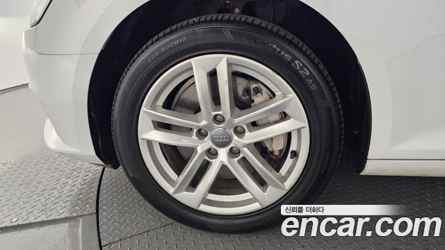 Audi A4 45 TFSI Premium