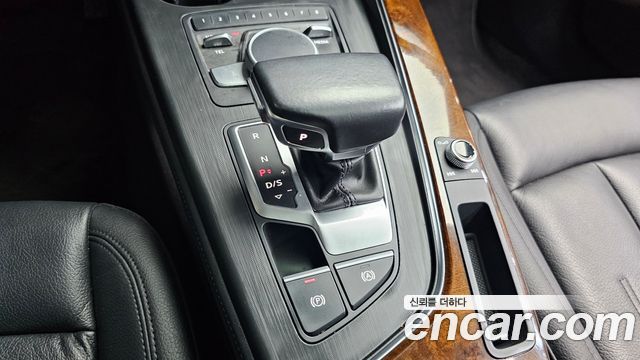 Audi A4 45 TFSI Premium