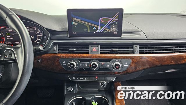 Audi A4 45 TFSI Premium
