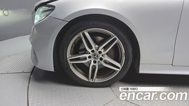 Mercedes-Benz E-Class E220d Cabriolet