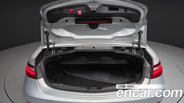 Mercedes-Benz E-Class E220d Cabriolet